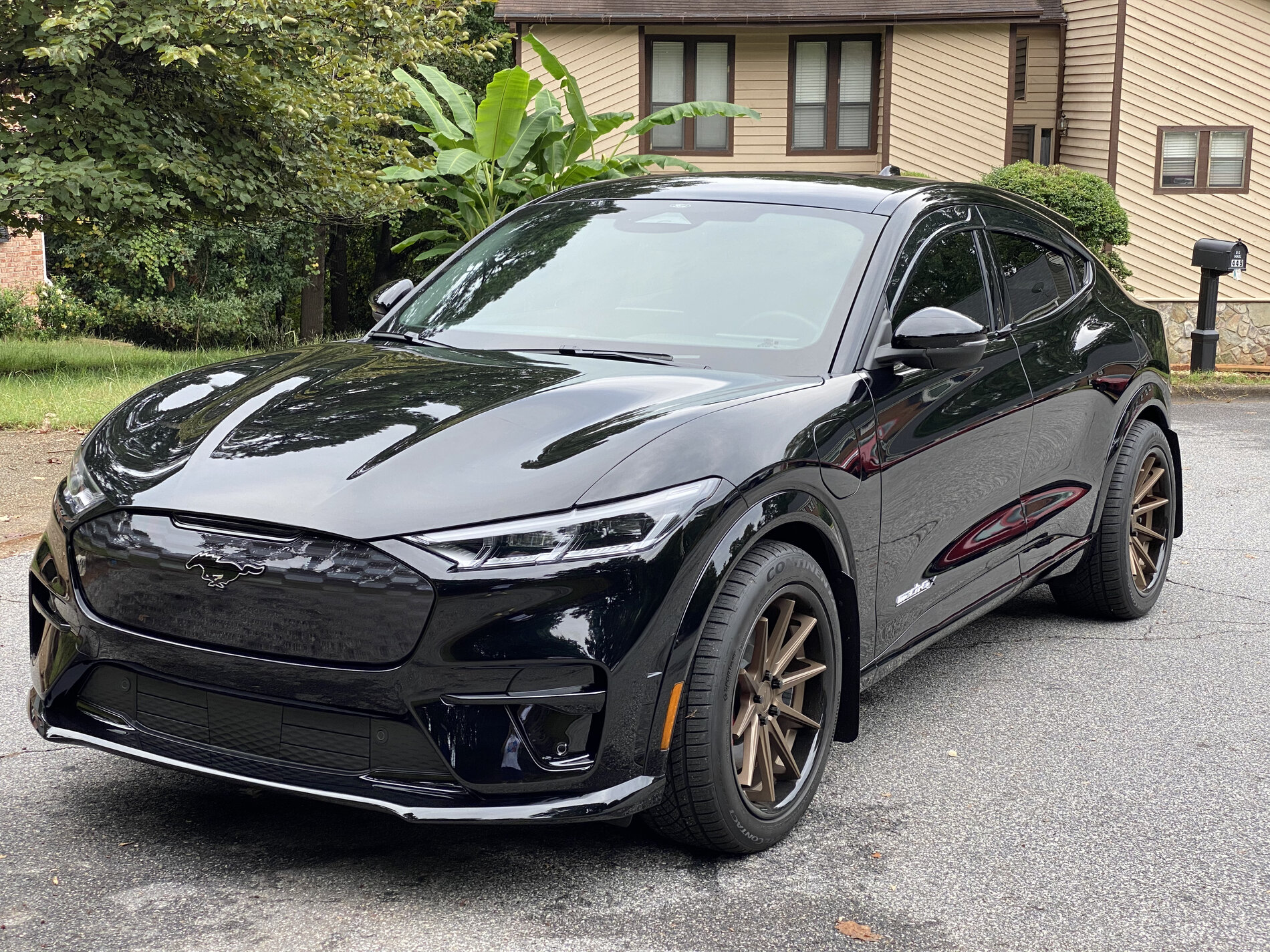 DIY mudguards for wide tires on Mach-E GT (w/ aftermarket wheels ...